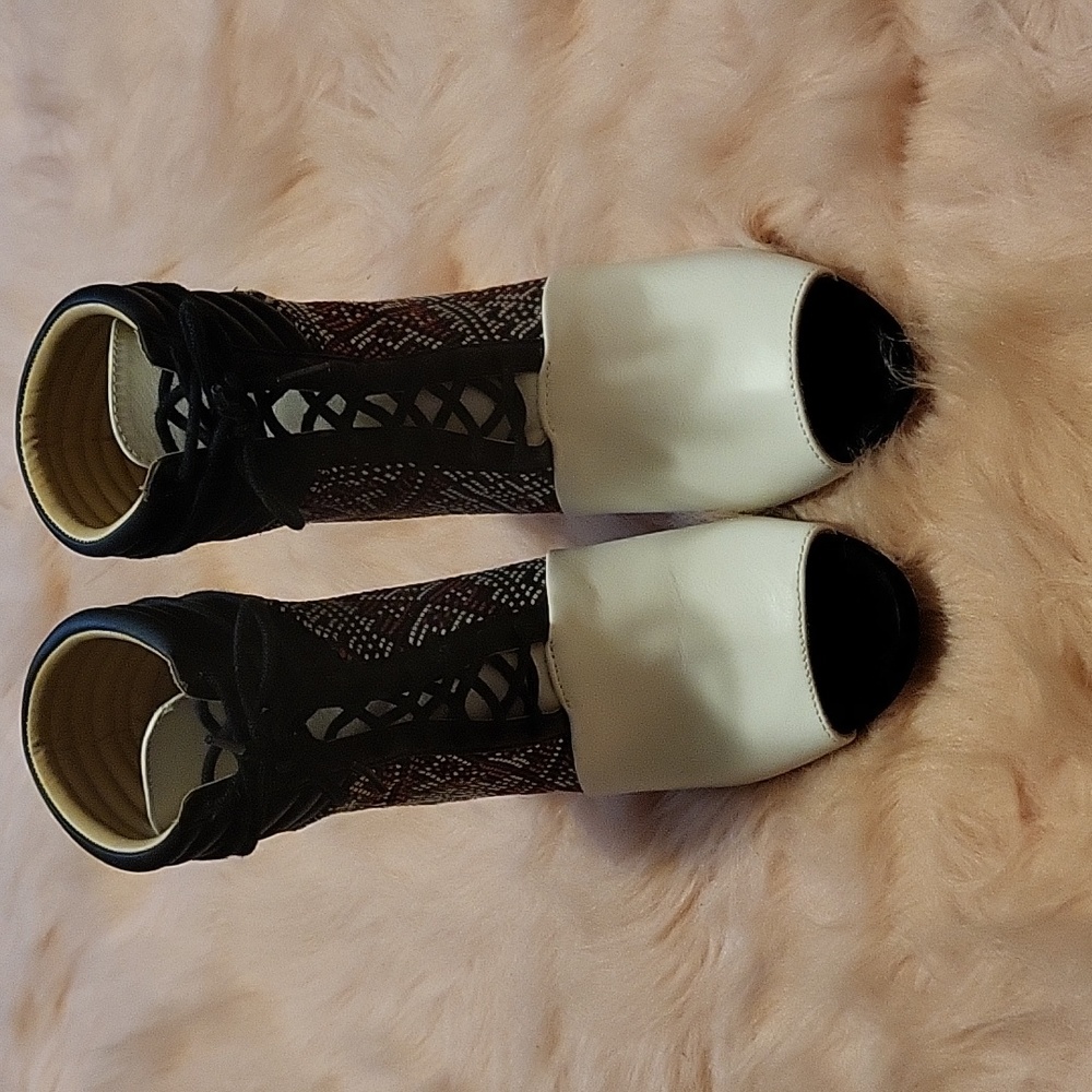 Bootie Peep Toe Unique Pattern